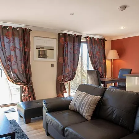 Wild Oats 3, Yellowtop Country Park