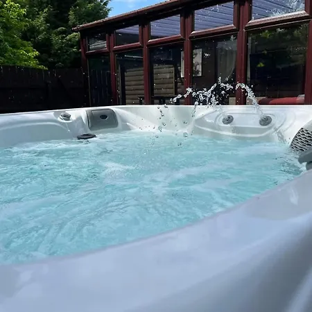 Wild Oats 3 - Yellowtop Country Park - Hot Tub - Yorkshire *