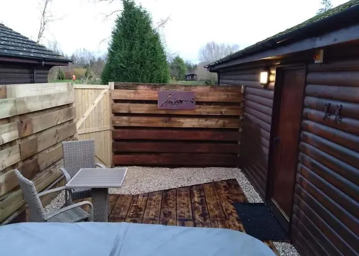 Wild Oats 3 - Yellowtop Country Park - Hot Tub - Yorkshire York