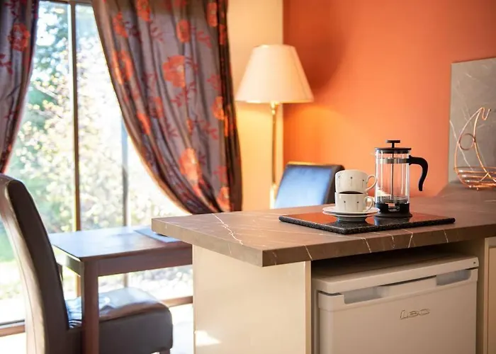 Wild Oats 3 - Yellowtop Country Park - Hot Tub - Yorkshire