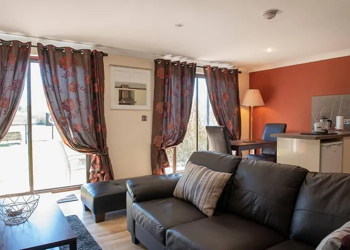 Wild Oats 3 - Yellowtop Country Park - Hot Tub - Yorkshire